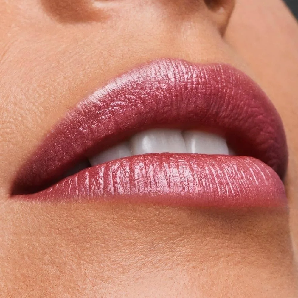 Estée Lauder Pure Color Long-Lasting Hi-Lustre Lipstick | Shimmer Finish 221